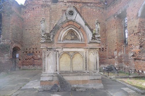 The Grand Mausoleum of the Hollond family