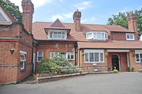 Stanmore Cottage Hospital in Old Church Lane Entrance