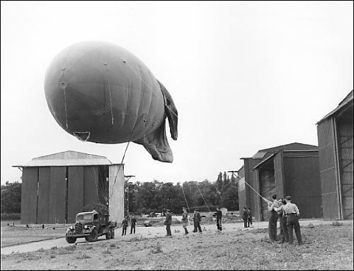 Earl of Athlone inspecting 907 (Balloon) Squadron, Stanmore, 1939.
