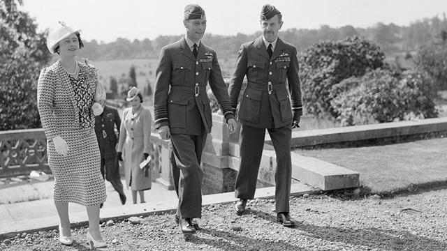 Hugh Dowding with King George VI