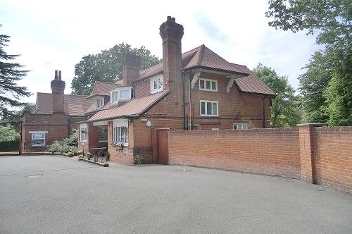 Stanmore Cottage Hospital
Old Church Lane